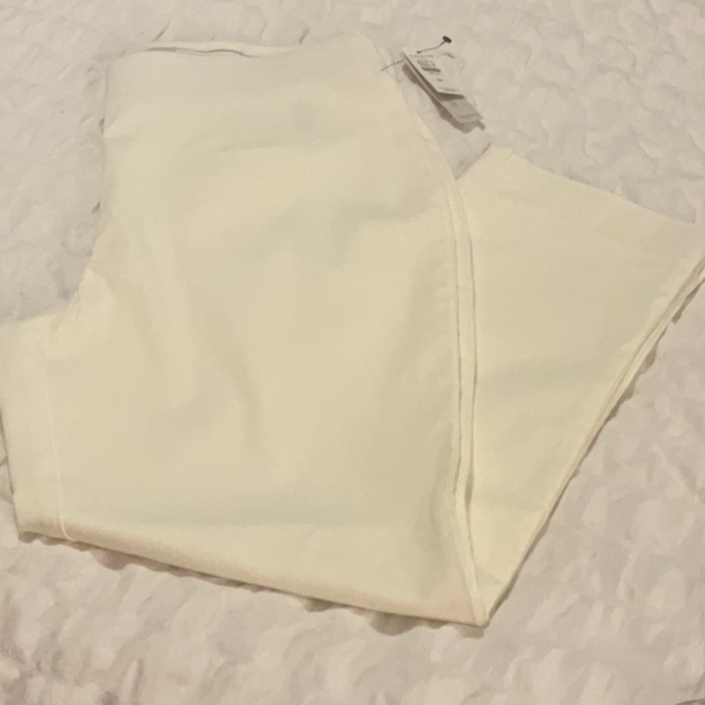 NewTalbots Women's Light Cream Ankle pants size 8P